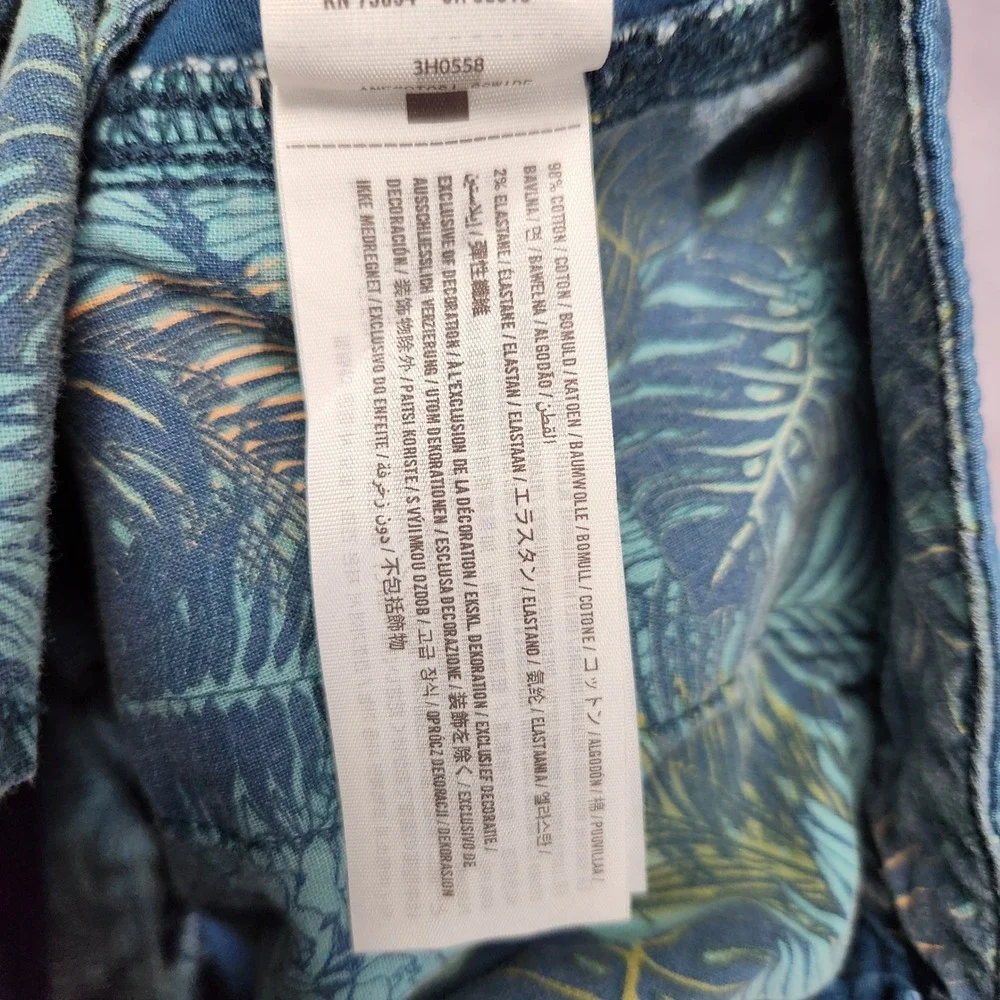Hollister Beach Prep Fit Blue Chino Shorts Mens Size 31 Casual Summer